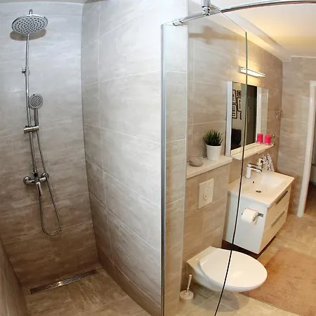 Nikolina * 斯普利特