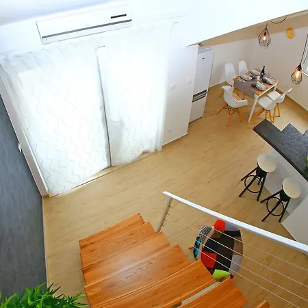 Nikolina Apartamento *
